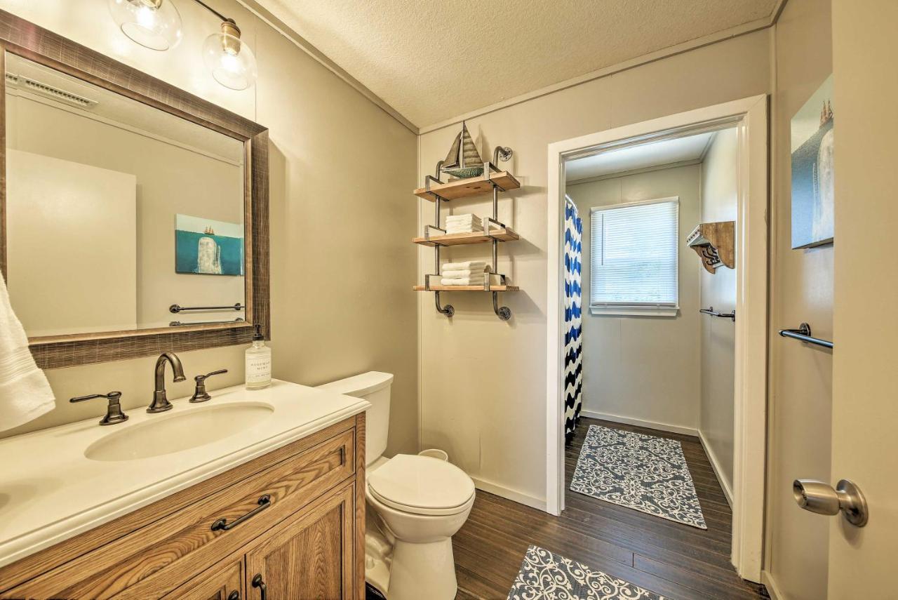 Cozy Cottage Less Than 2 Mi To Cape Hatteras Natl Shore! Frisco Eksteriør bilde